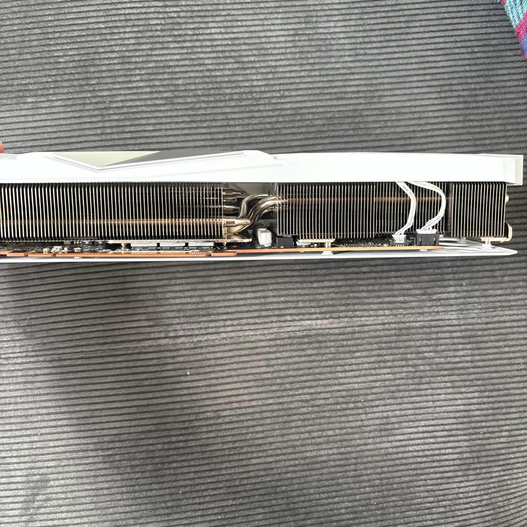 グラフィックボード・グラボ・ビデオカード Radeon RX 7800 XT Steel Legend 16GB