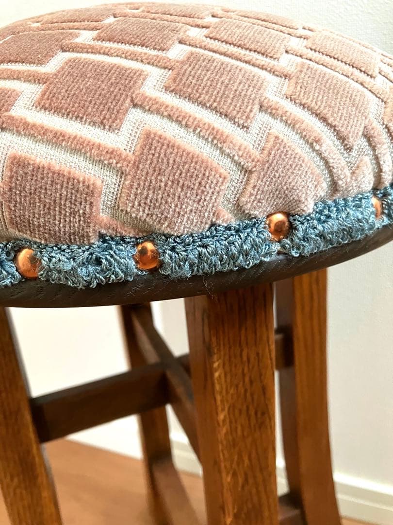 ヴィンテージ 和柄ベロアスツール 張り替え済