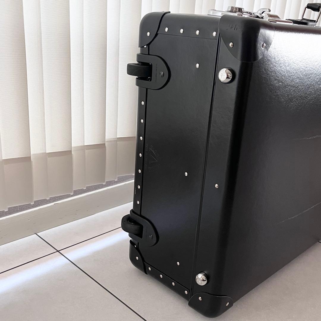 【てっぺい】美品！GLOBETROTTERグローブトロッタースーツケース