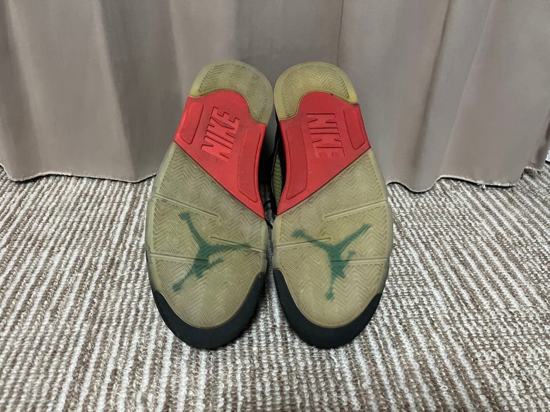 NIKE AIR JORDAN 5 RETRO エアジョーダン5 レトロ