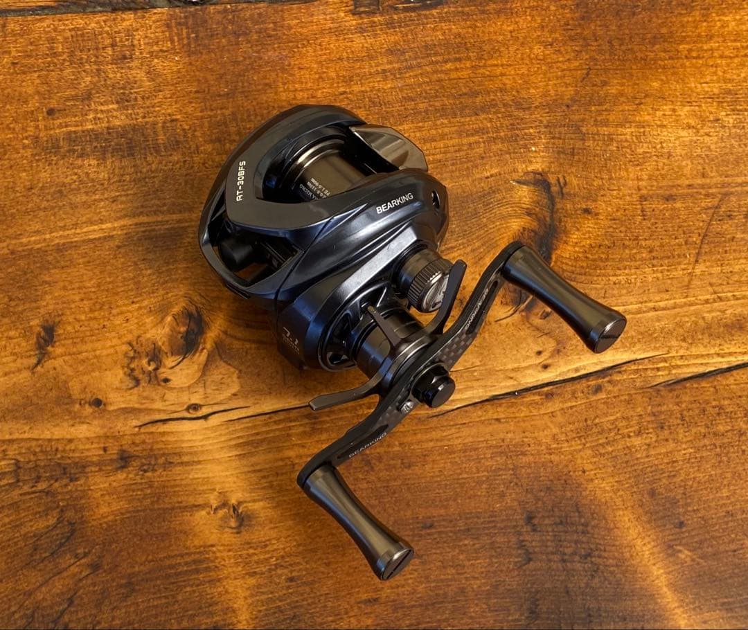 ベイトフィネス　ベイトリール　渓流釣り　トラウト　30φ ヤマメ　イワナ　左巻き