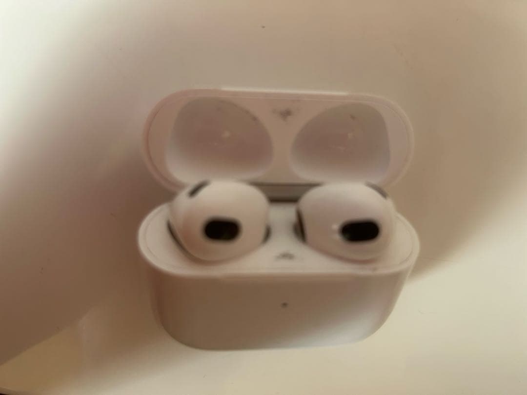 AirPods第三世代 購入1年未満