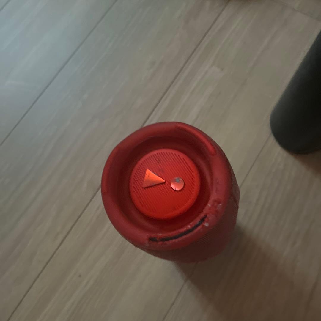 JBL 赤色 スピーカー 本体 charge5