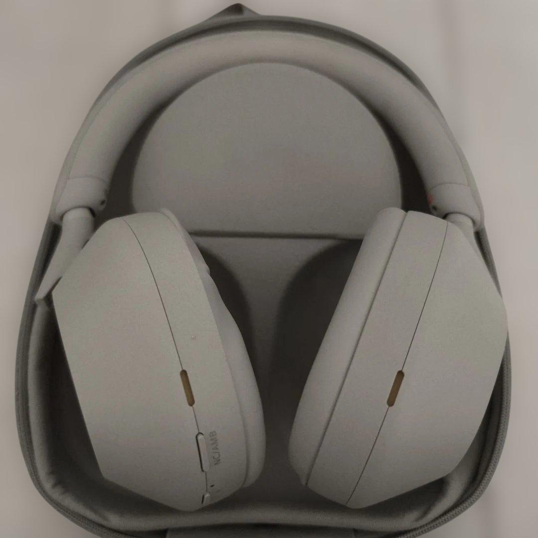 SONYワイヤレスヘッドホン グレー