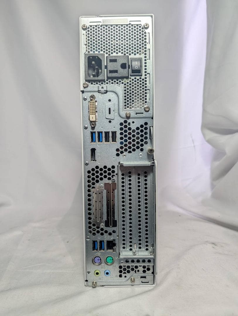 富士通 ESPRIMO D588/VX i5/8GB/SSD/Win11Pro