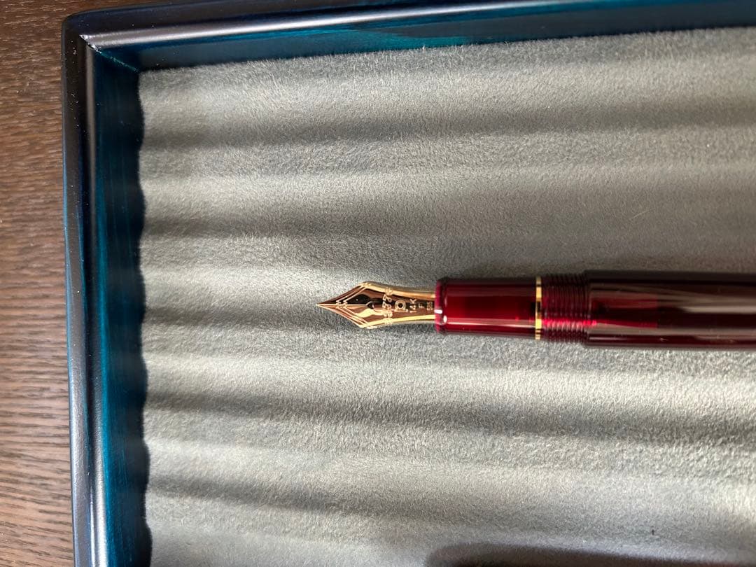 プラチナ万年筆 #3776 センチュリー ブルゴーニュ Fニブ