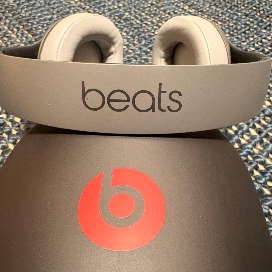ヘッドホン Beats Studio3