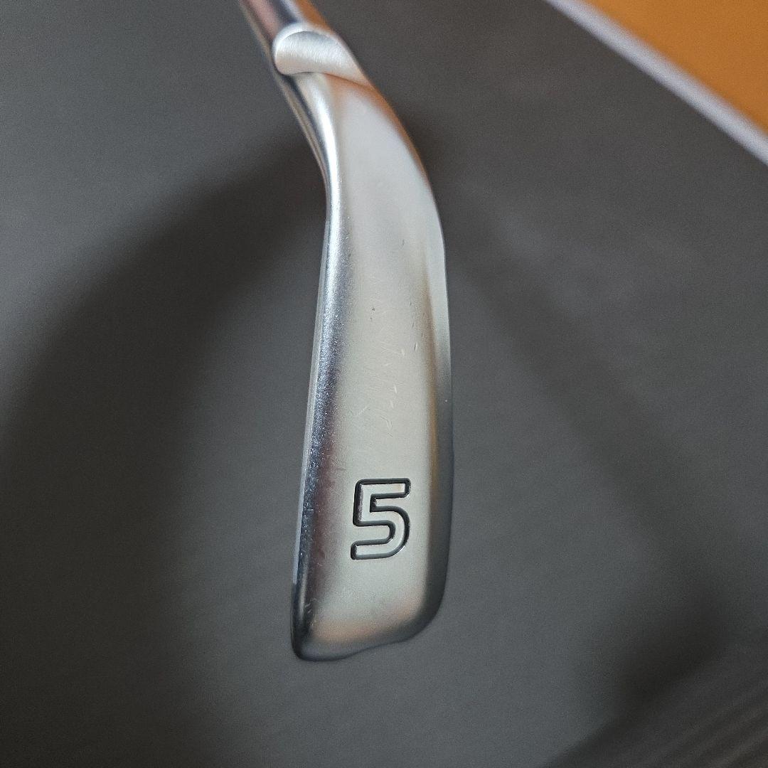 G425 5番　アイアン　黒ドット