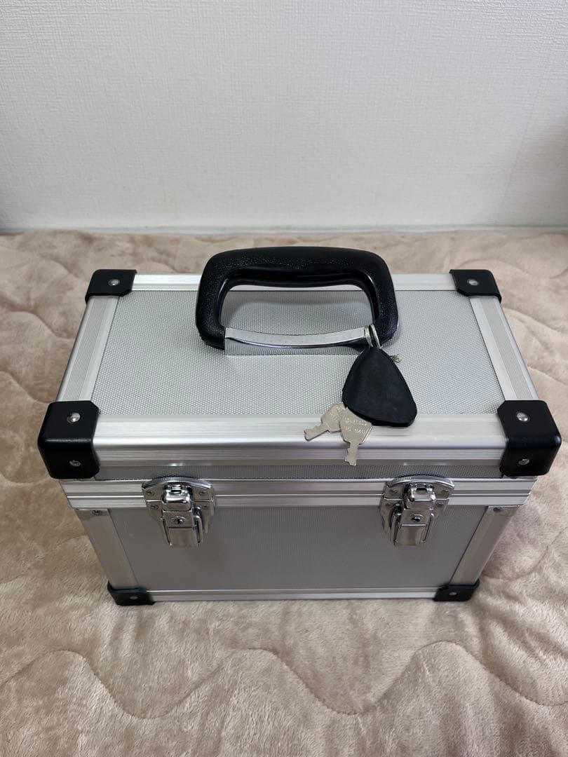 ★Canon EOS55 フィルムAF一眼レフ　交換レンズ2本他、道具一式！