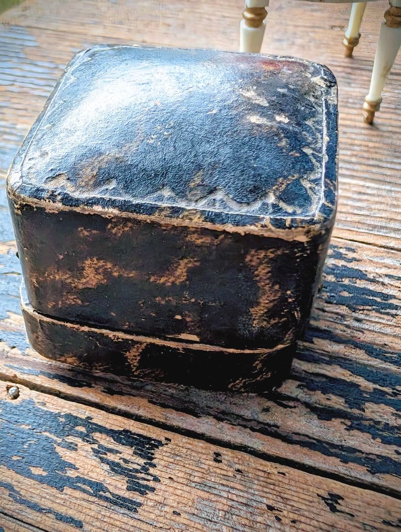 英国アンティーク　リングケース　ヴィクトリアン初期 ✨️ビンテージミニチュア椅子