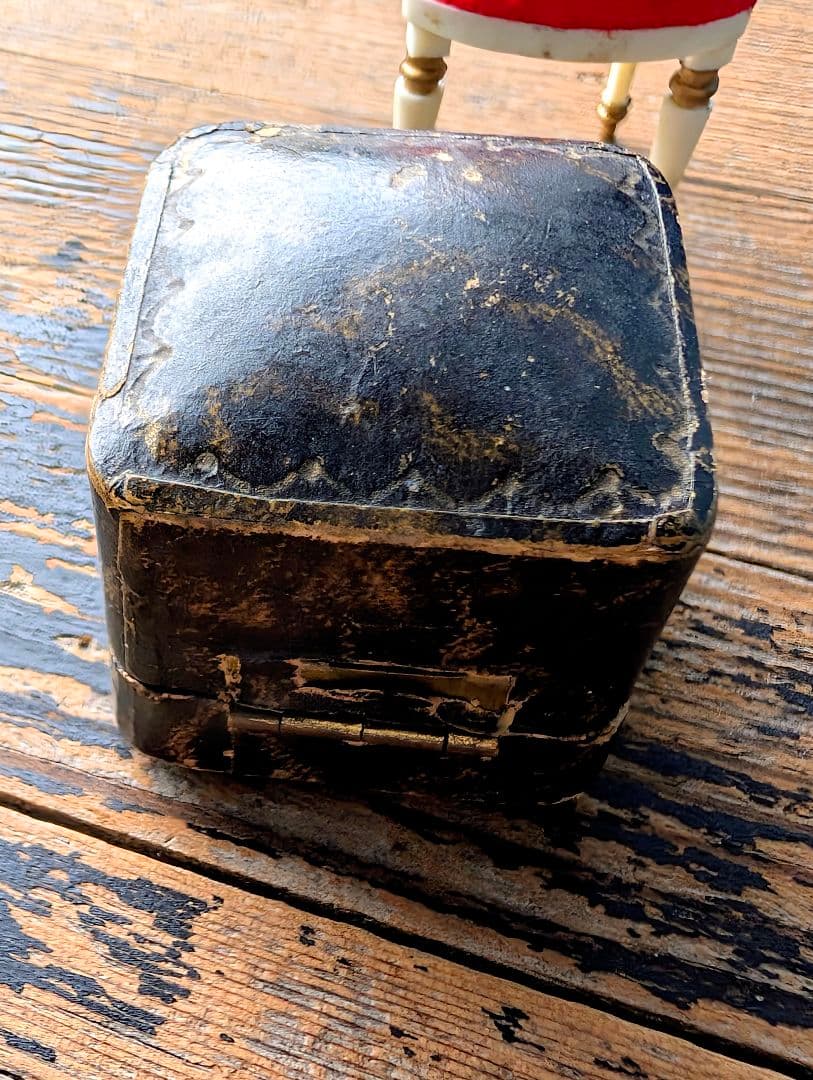 英国アンティーク　リングケース　ヴィクトリアン初期 ✨️ビンテージミニチュア椅子