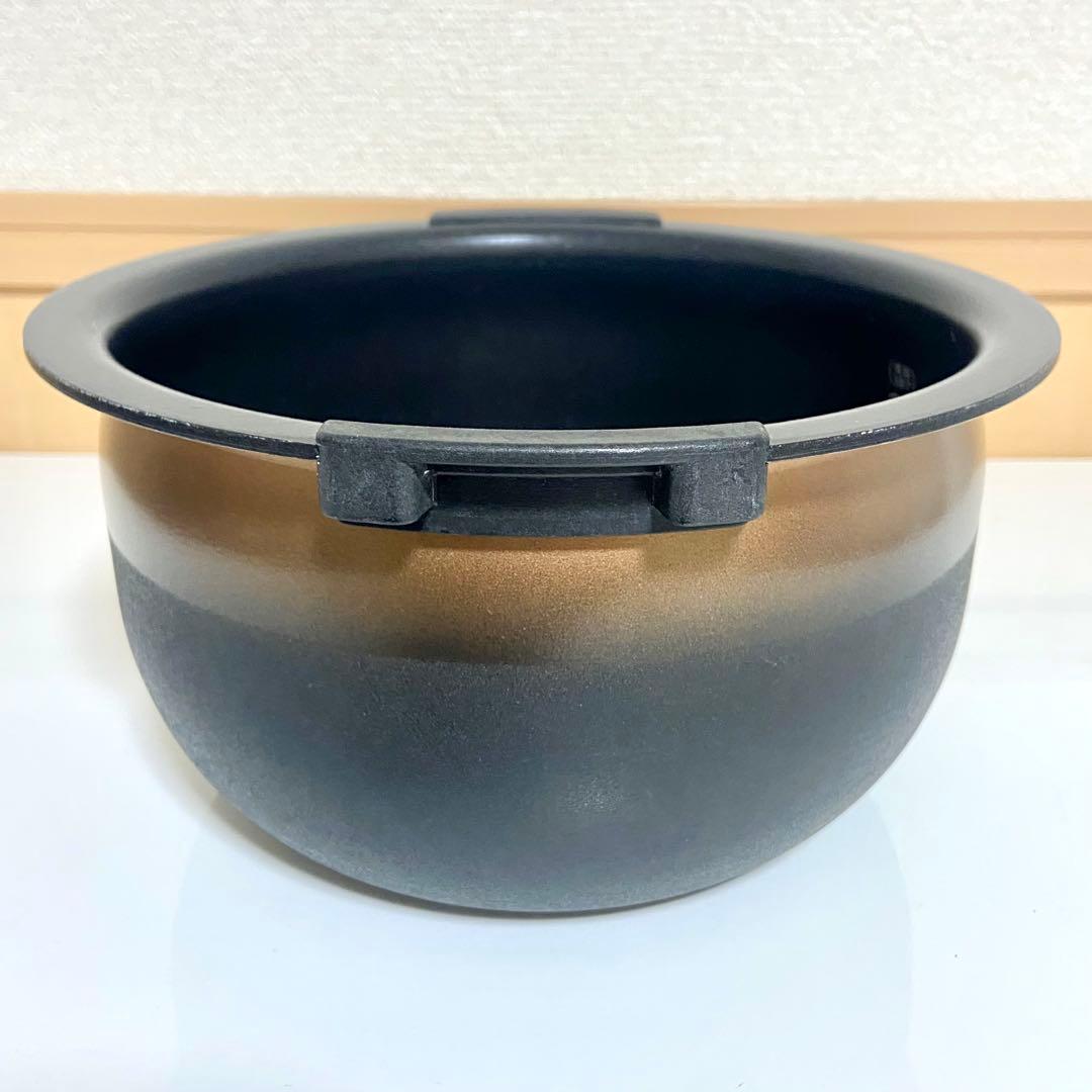 TIGER タイガー 圧力IH炊飯器 5.5合 JPC-G100WA ホワイト