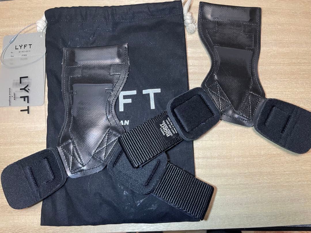 Lyft パワーグリップ　ブラック　保存袋付き　BERSA GRIPPSコラボ