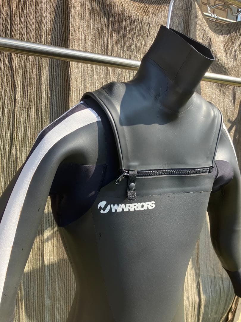 WAVEWARRIORS セミドライウェットスーツ