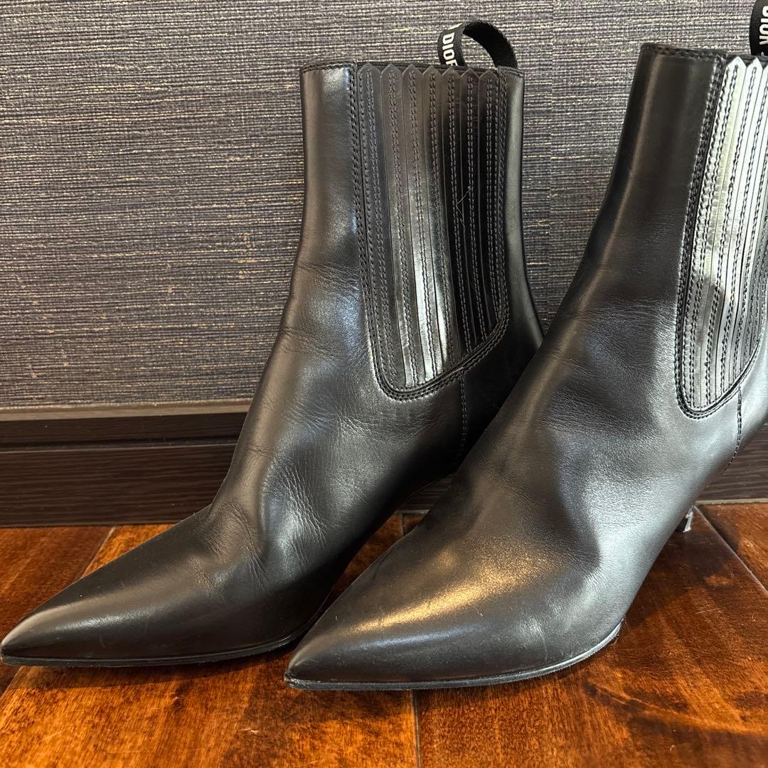 Dior ブラック サイドゴアブーツ