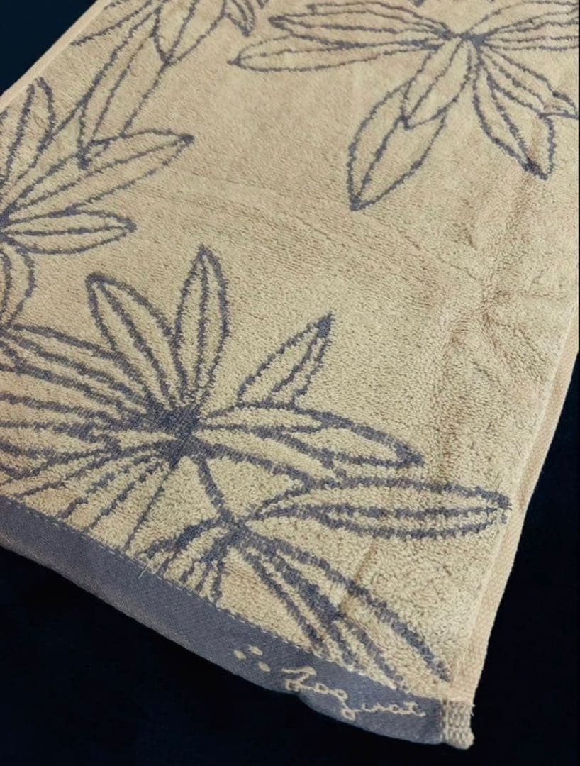 箱入りタオル21箱　ラッピング済　法事　ギフト