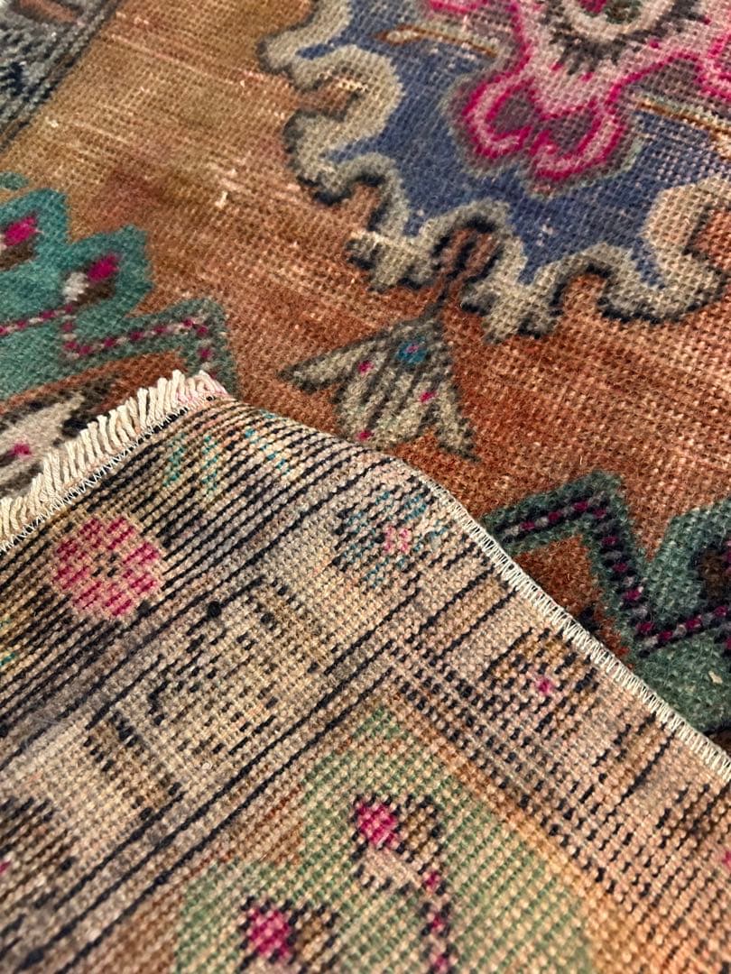 トライバルラグ・トルコヴィンテージラグ・ウール約52×124cm