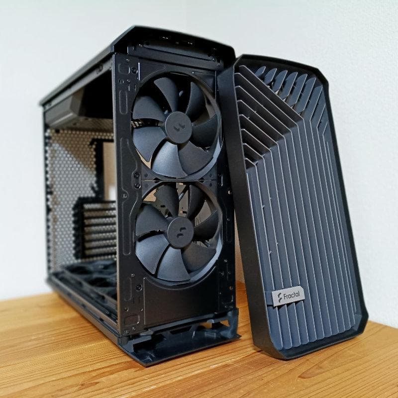 PCケース(自作PC用) Fractal Design Torrent TG Light Tint