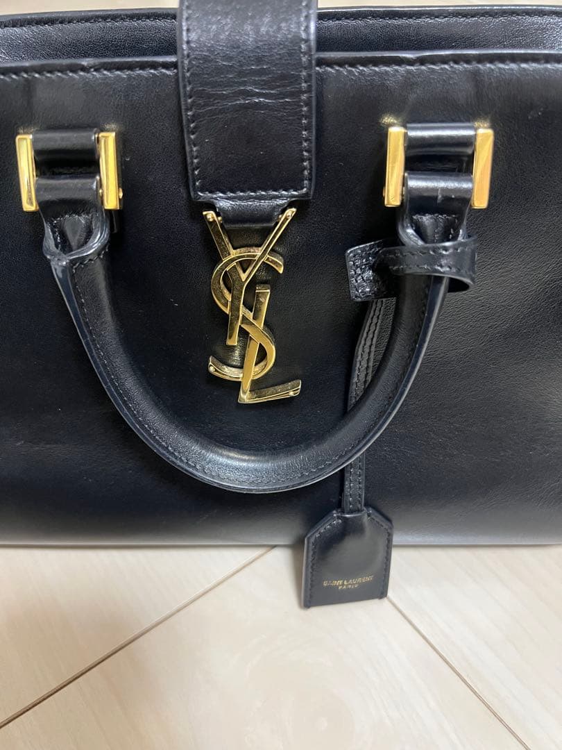 MomoCoco様SAINT LAURENT ブラックレザー ベイビーカバス