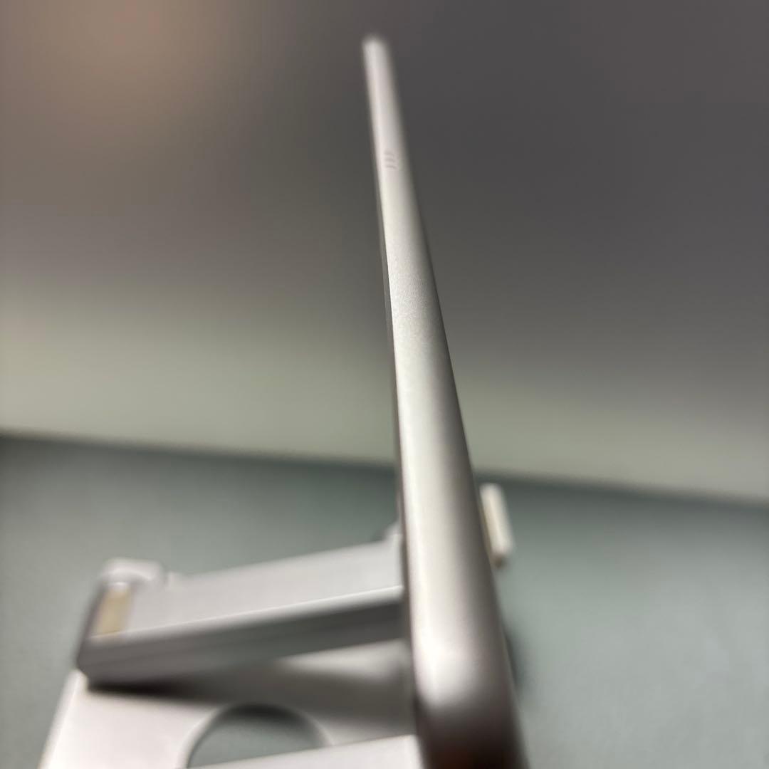 iPad本体 iPad7 32G Wi-Fi, sim free 95.6%