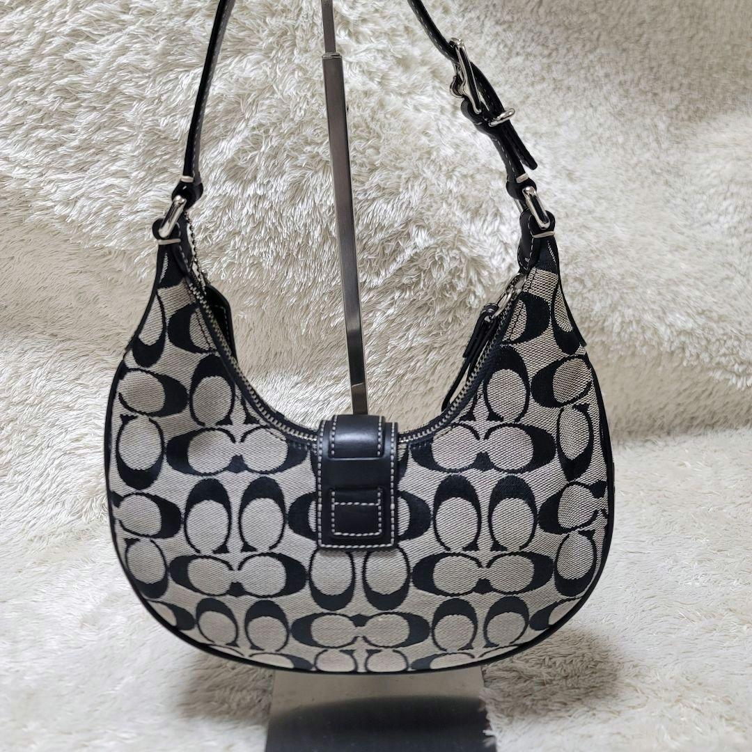 三日月型 極美品✨コーチ ハーフムーン ワンショルダー シグネチャー 専用袋