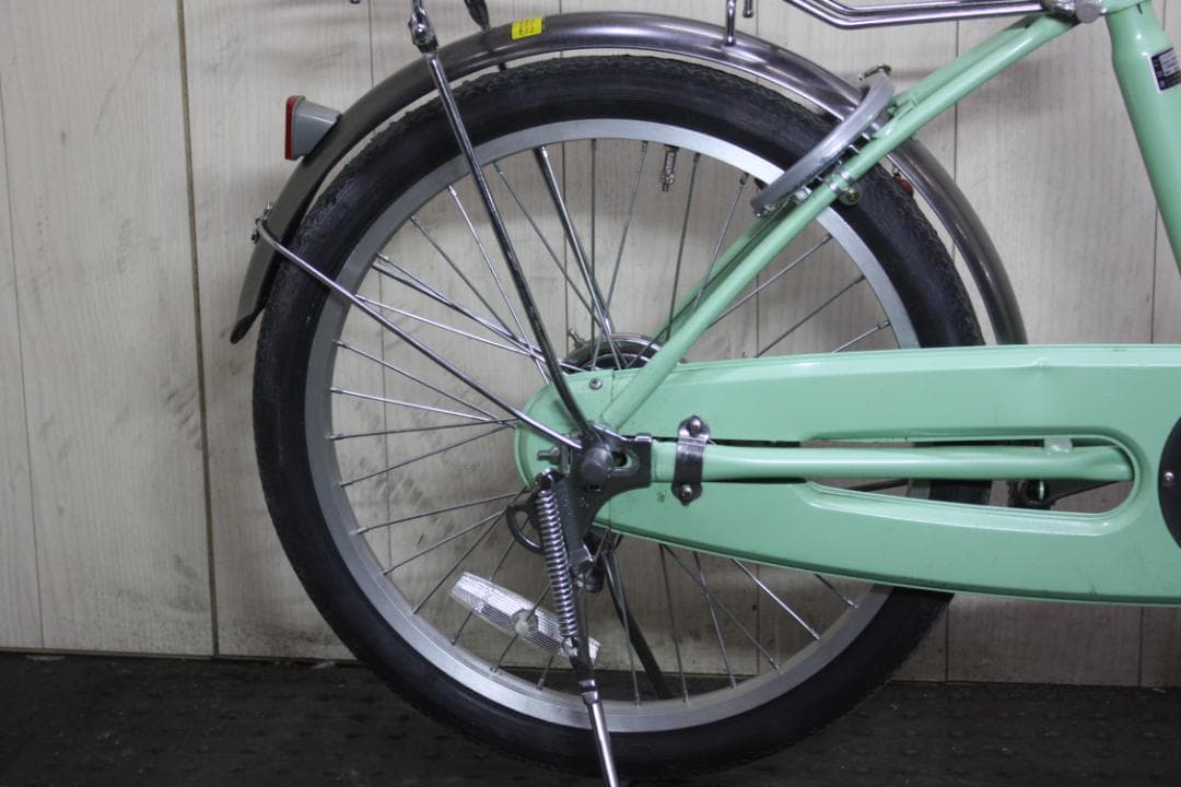 DCM製 ATTIVOアッティーボ 20インチLED仕様 軽快シティー