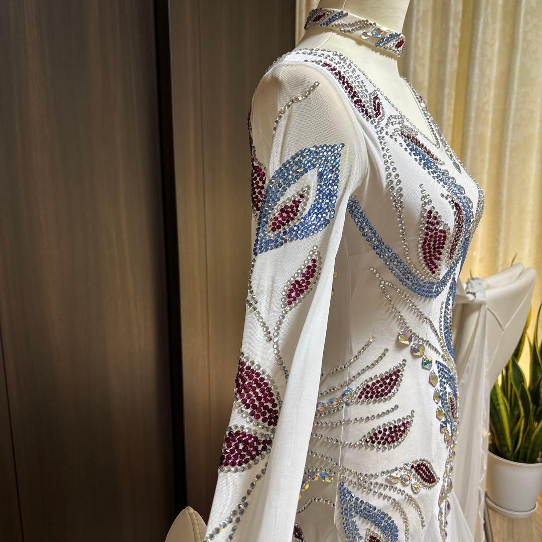 社交ダンス　白　ドレス　競技会　パーティー　トライアル　ジャンテイ