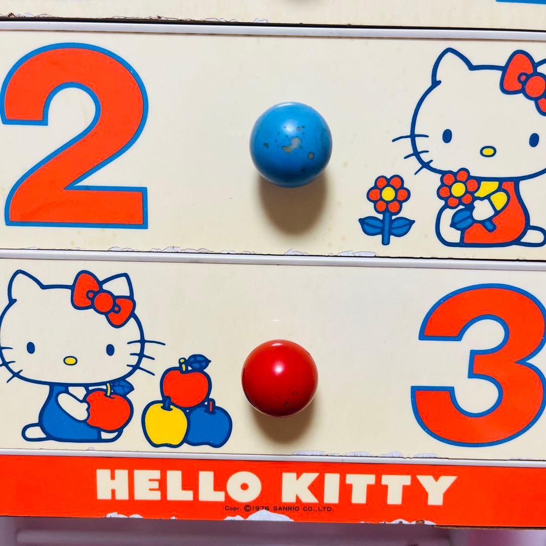 ハローキティー　小物入れ　昭和レトロ　サンリオ　木製　チェスト　1976年