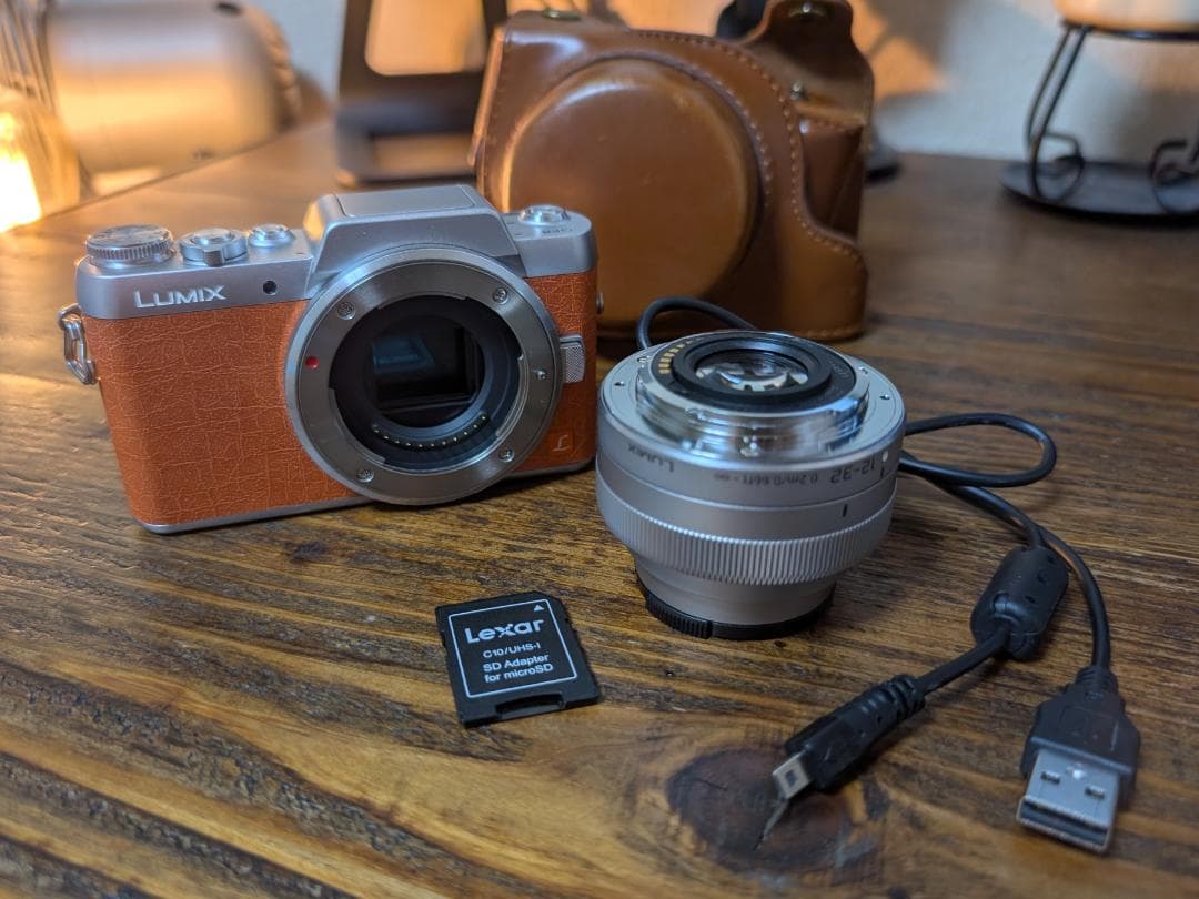 Panasonic LUMIX DMC-GF8 レンズキット 美品 ほぼ未使用