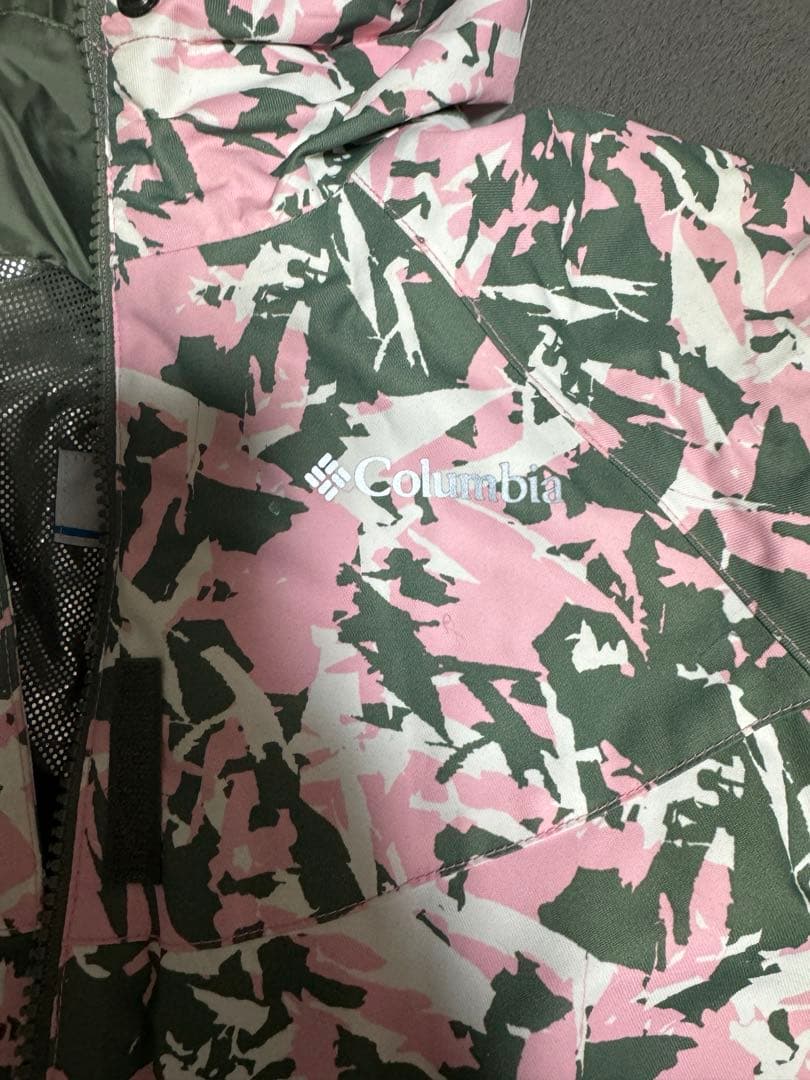 子ども用スノーボードウェア ピンク・グリーン迷彩