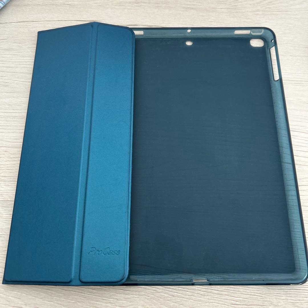 Apple iPad 5世代　128GBシルバー 本体