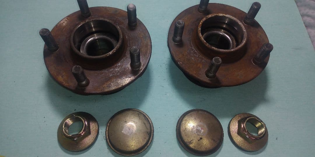 s１３シルビア　１８０ＳＸ系 五穴化に　Ｓ１４シルビアフロントハブ　セット　現状