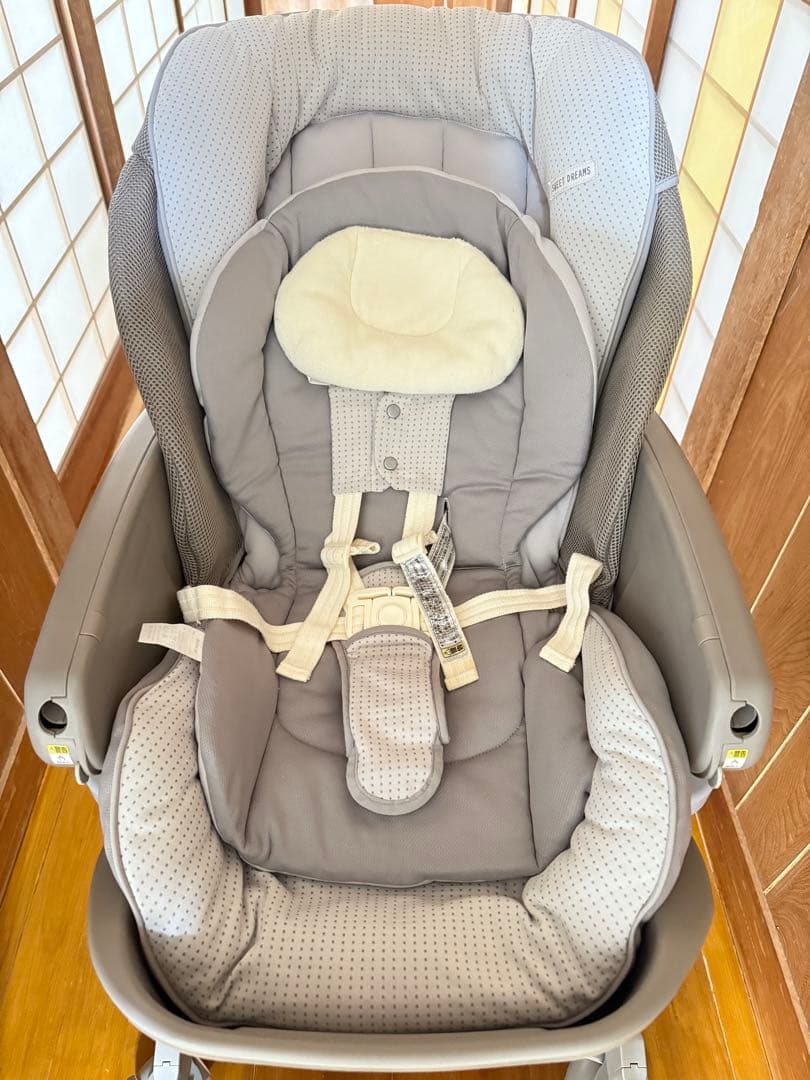 美品 ユラリズム　オート AC Aprica ハイローベッド&チェア