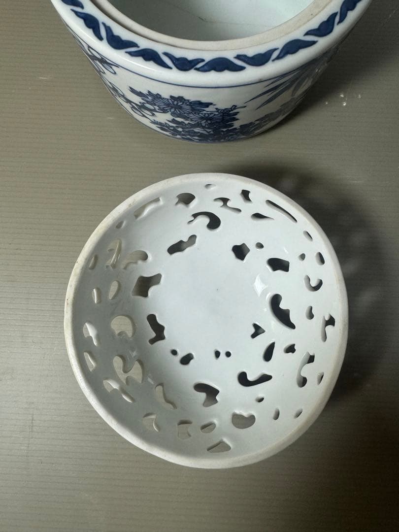 2570 三川内焼　染付四君子文香炉　昭和44年　陽山末太郎作