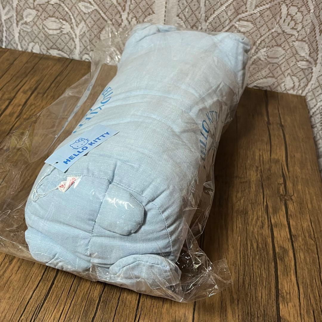 ハローキティ　ぬいぐるみクッション（枕）　抱き枕