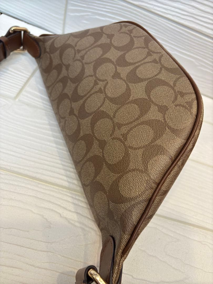 COACH シグネチャー ウエストバッグ ボディバッグ レザー 茶色