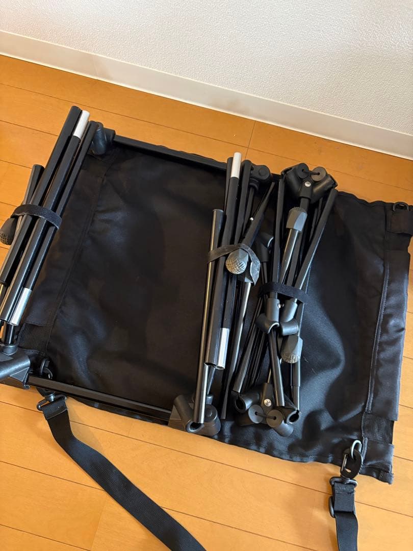 ヤバイッス　C1-938-BK ブラック アウトドアチェア