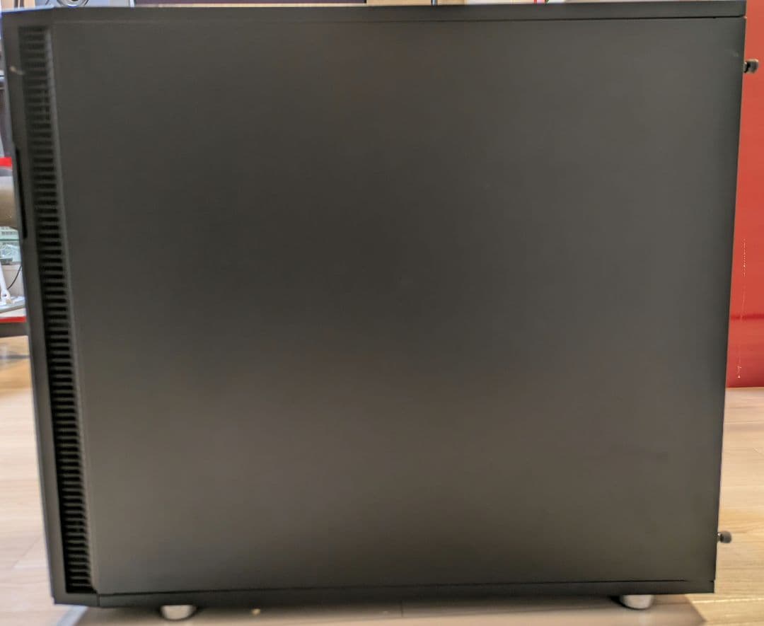 FractalDesign Define R5 Window　黒 元箱、備品あり