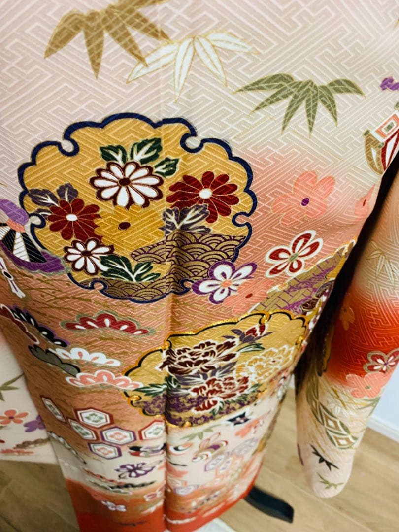 振袖フルセット駒刺繍　雪輪花文　宝尽くし　暈し染め　金彩　正絹