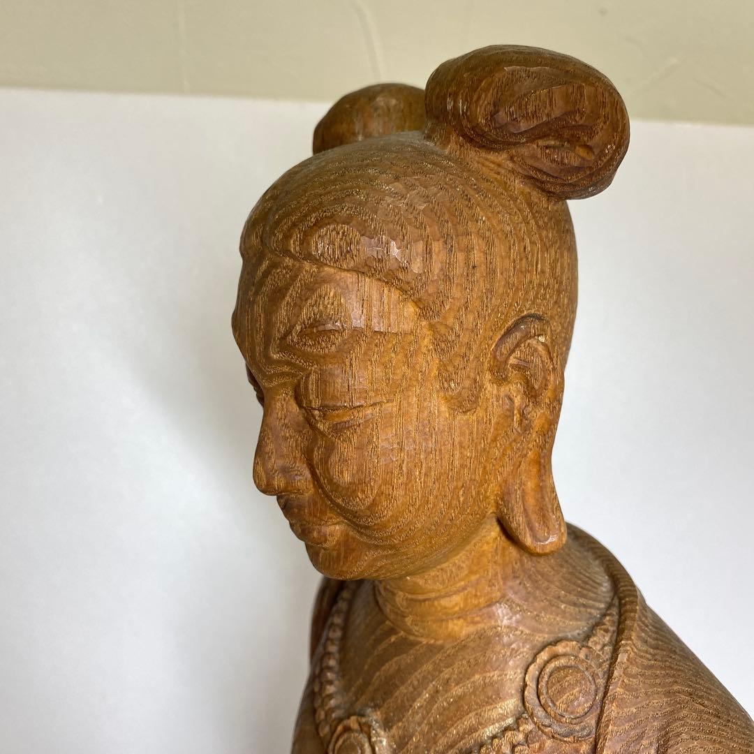 森山朝光作　木彫　弥勤　高さ約57.5㎝　チヒオニ　東さ8-0104☆2F