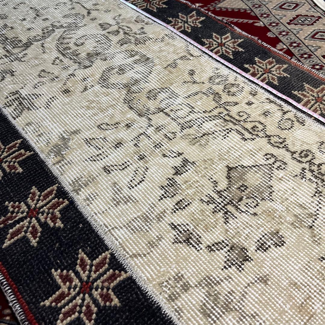 パッチワーク トルコヴィンテージラグ　深みネイビー×ベージュ　トルコラグ