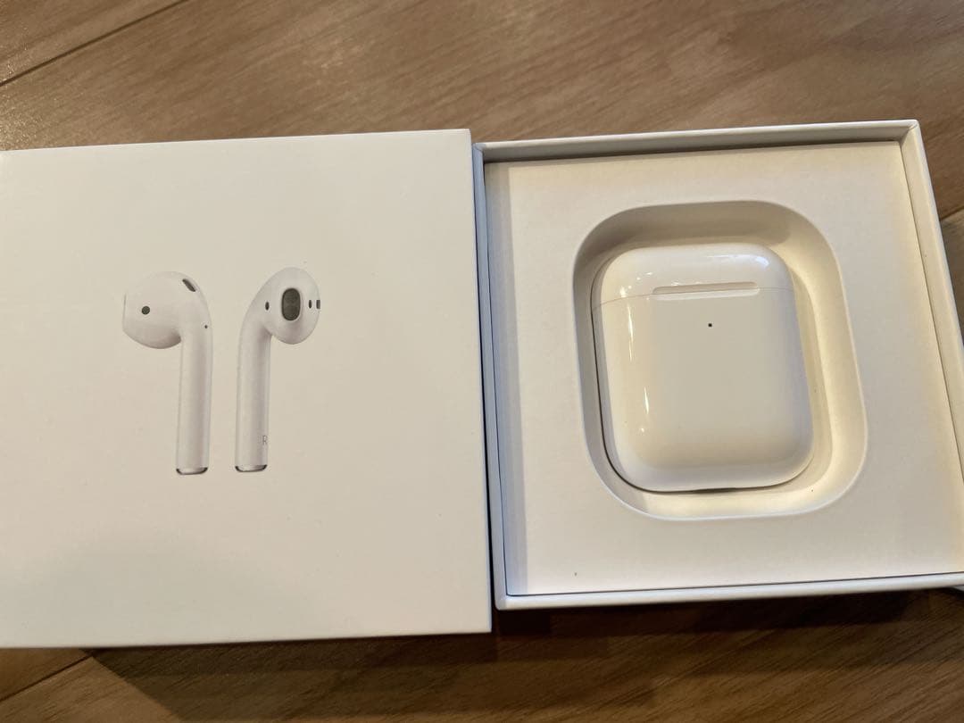 【値下げ】AirPods 本体 ワイヤレス充電ケース付き
