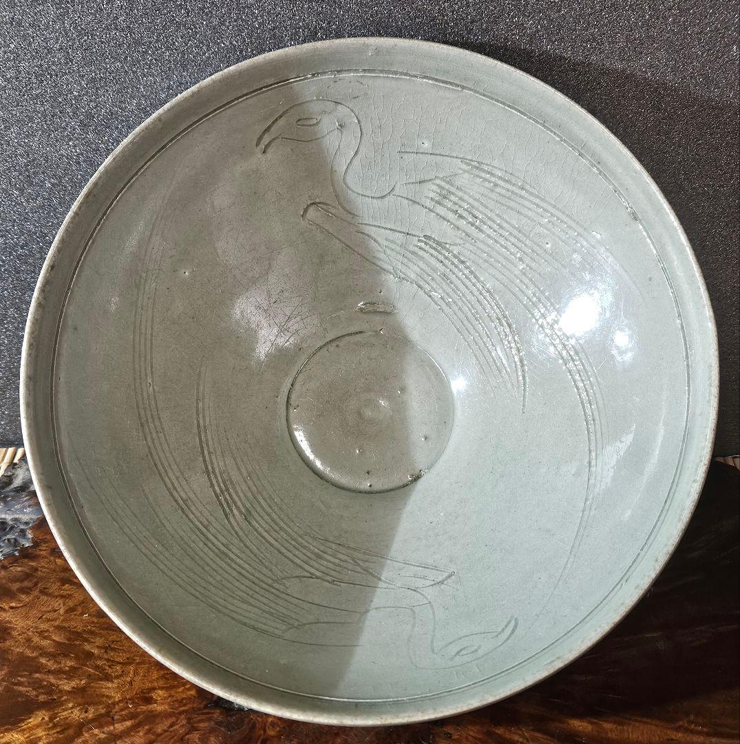 【本物保証❗】李氏朝鮮時代　李朝青磁　陰刻　双鳳凰文　鉢　菓子鉢　径19.5cm