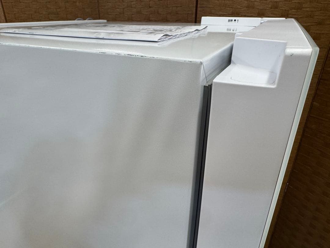 F096 Hisense ３ドア　冷蔵庫　358L 2023年　自動製氷　右開き