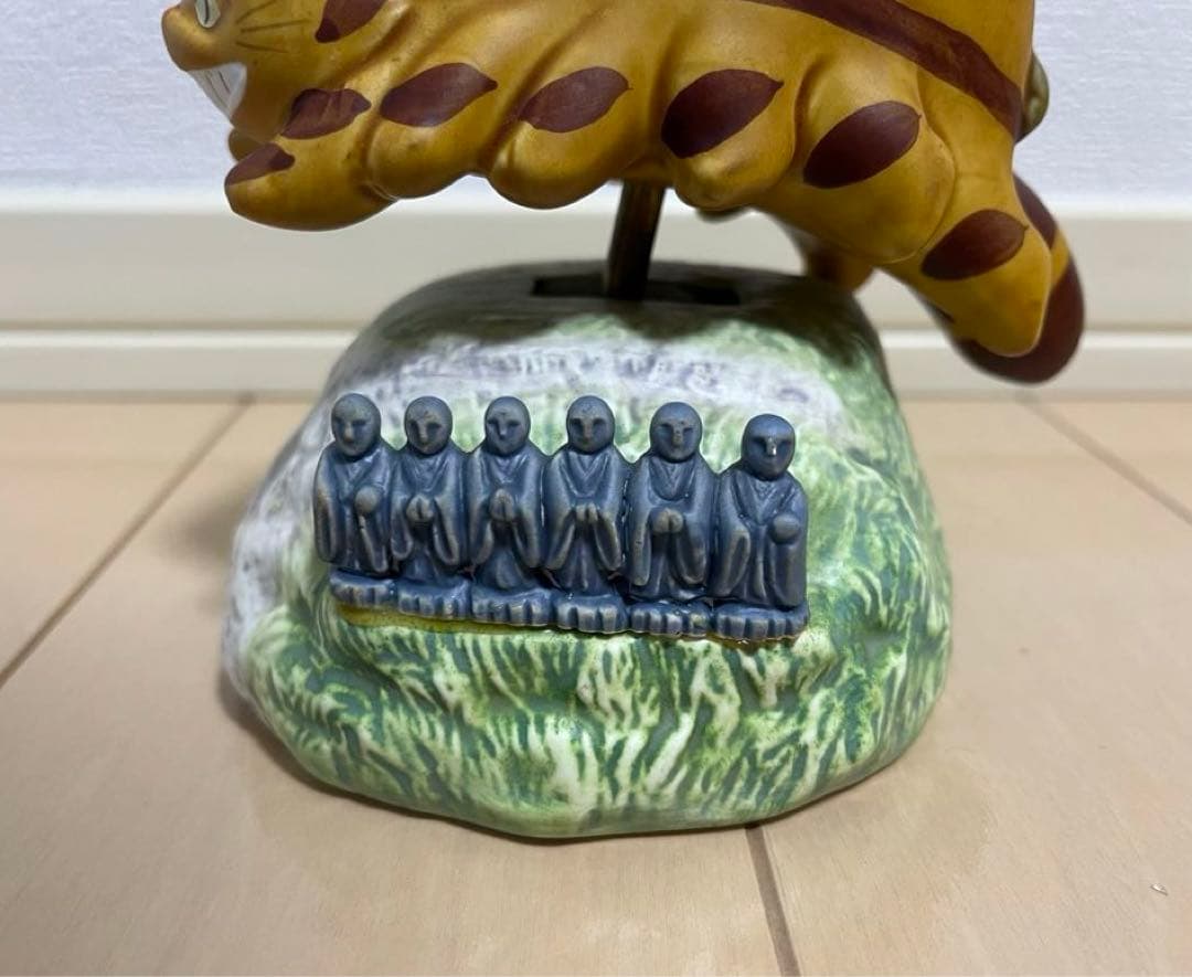 となりのトトロ　ネコバス　オルゴール　置物