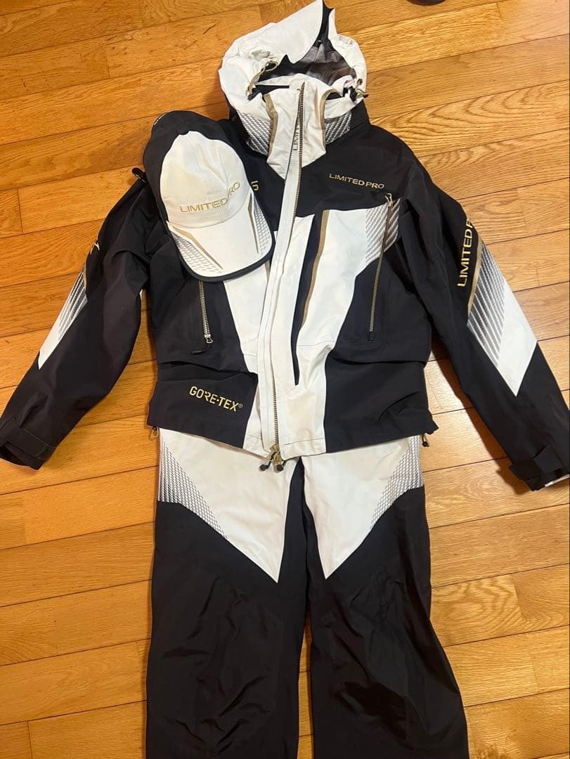 シマノ BB-X／LIMITED PRO フィッシング用品