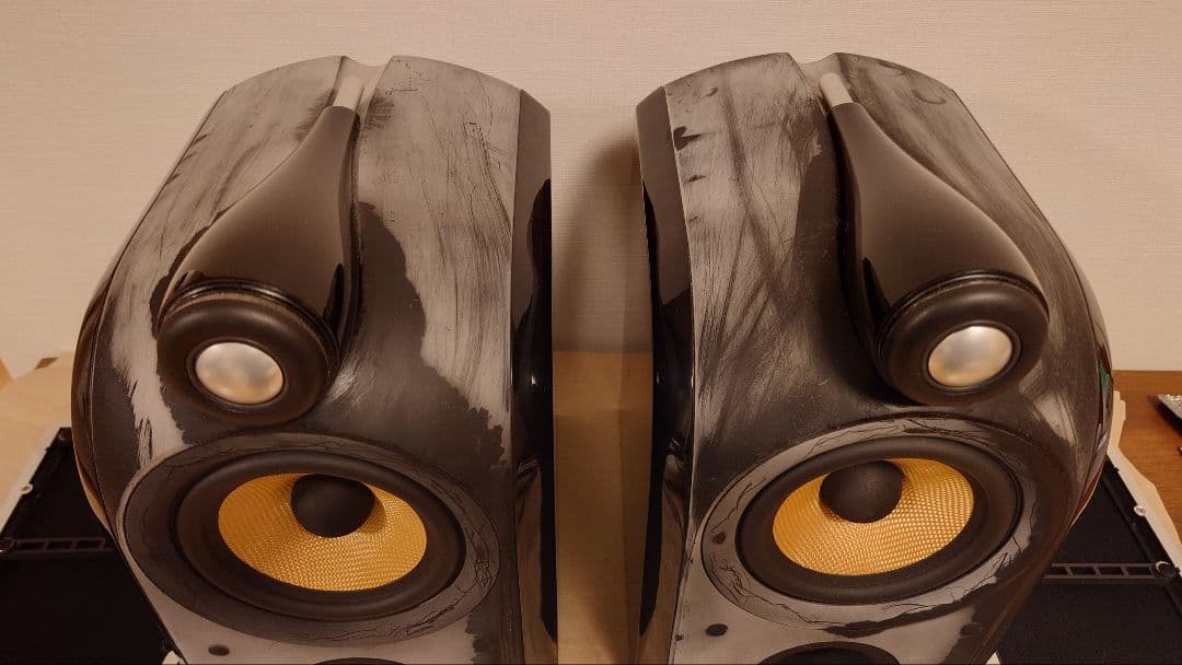 Bowers & Wilkins スピーカーPM1