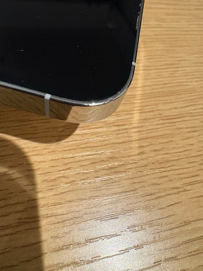 Apple iPhone 14 Pro 本体 シルバー256GB SIMフリー