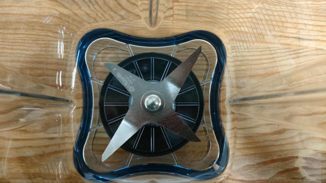 【美品】バイタミックス E520　ホワイト　保証書あり　1614