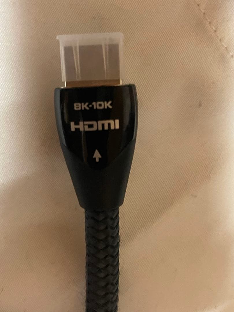 オーディオクエスト Carbon48HDMIケーブル1m中古美品　PS5などに